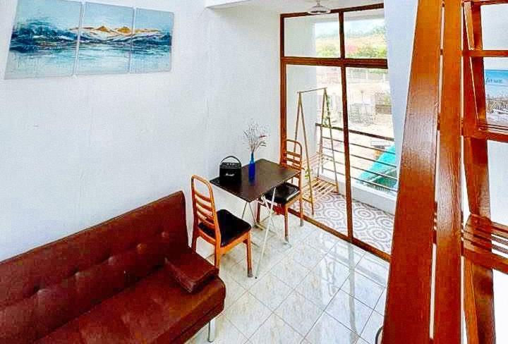 The Lavana Villa Del Matabungkay By Reddoorz Lian Exterior foto